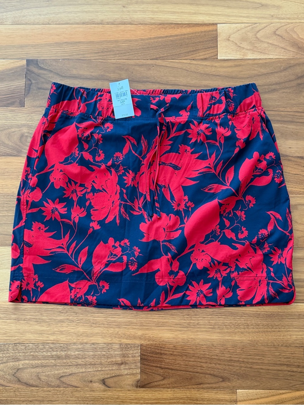 NWT Women’s J Jill Fit On The Go Skort Skirt Size M Petite Navy Blue Red Poppy